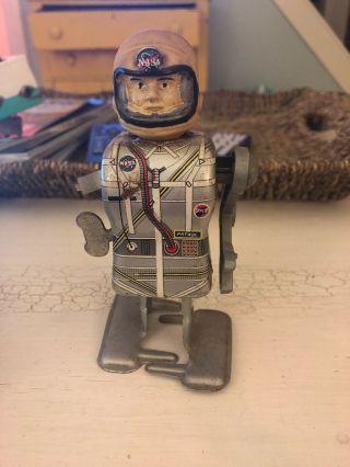 Vintage Japan Wind Up Nasa Space Patrol Man Robot Tin Toy Cond Issues