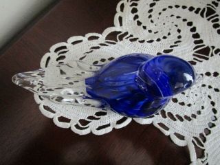 Vintage Joe St Clair Cobalt Blue Bird Art Glass Paperweight Figurine 7
