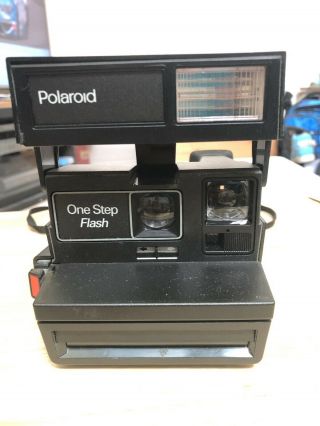 Polaroid 600 Instant Camera With Hd Film