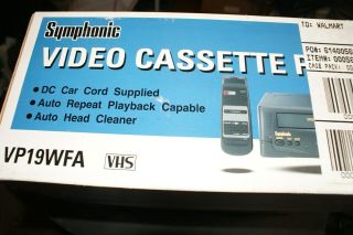 Symphonic VHS Player,  AC/DC Video Cassette Player VP19WFA UNOPEN 8
