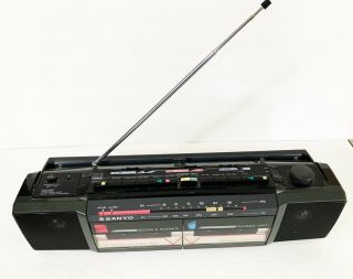 Vintage Sanyo Mini Boombox Radio AMFM 1980s MS450 Boom Box 5