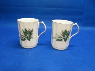 2 Vintage Royal Windsor Fine Bone China England Coffee Tea Mug Cup