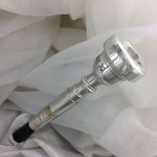 Trumpet BACH vintage VINCENT BACH CORP.  7C mouthpiece,  factory silver 3