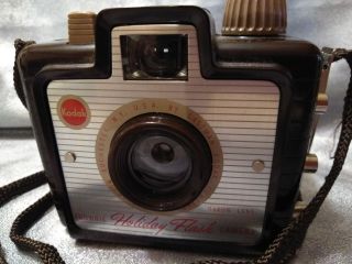 Vintage 1950s Kodak Brownie Holiday Flash Camera,  Bakelite,