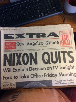 Los Angeles Times Extra: Nixon Quits,  1974 Vintage History