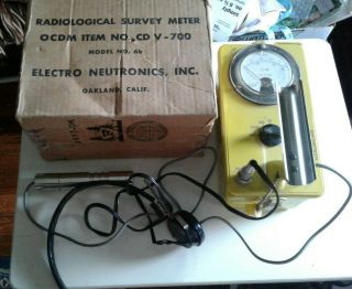 Vintage Radiological Survey Meter 1961 Cdv - 700 No.  6b Victoreen Instrument Co