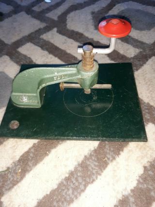Vintage Fletcher Glass Cutter No.  32 Made in the USA 3