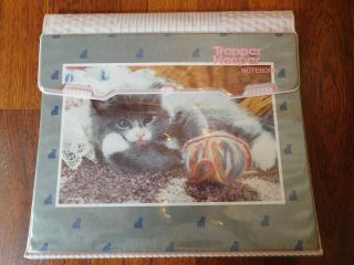 Vintage Mead 3 Ring Trapper Keeper - Kitten W/ Yarn - 29096