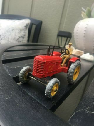 VINTAGE DINKY TOYS MASSEY HARRIS TRACTOR 3 1/2 