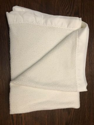 Vtg Baby Blanket Brushed Acrylic Waffle Weave Nylon Trim