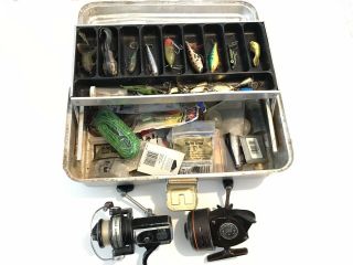 Vintage Umco Model 131a Aluminum Fishing Tackle Box With Lures & Reels