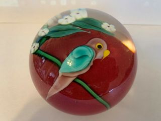1982 Vintage Orient Flume Signed Parrot Flowers Heavy Glass Paperweight 2