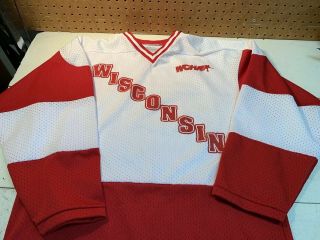 University Of Wisconsin (Badgers) Vintage WCHA Hockey Jersey Medium M 2