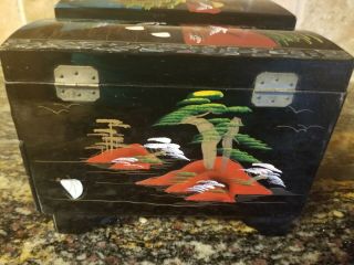 Large VINTAGE BLACK LACQUER HAND PAINTED MUSICAL JAPAN JEWELRY BOX MUSICAL 3