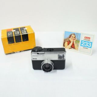 Kodak Instamatic 233 Compact Film Camera 1960s Collectors Made In England 458