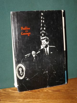 PROFILES IN COURAGE,  MEMORIAL EDITION,  1964,  AUTHORED BY JOHN F.  KENNEDY 2