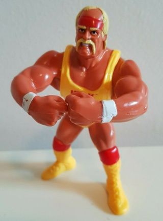 Wwf Hasbro Hulk Hogan Hulkster Hug Series 2 Wrestling Action Figure Wwe Vintage
