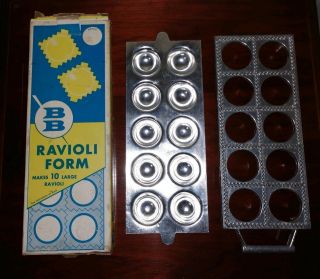 Vintage Berarducci Brothers 501 Rf Ravioli Maker Form Press W/ Box