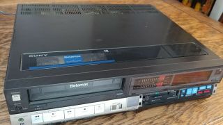 Sony Sl - Hf500 Betamax.  Very Unit Powers On And Appears Fully Functional.