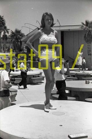 1960s Young Woman In Bikini - Sexy Pin Up Girl - Vintage Negative 18