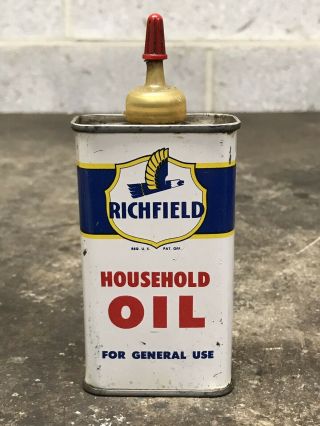 Vintage Richfield Household Oil Handy Oiler 4oz Can Gas Oil Lubricant