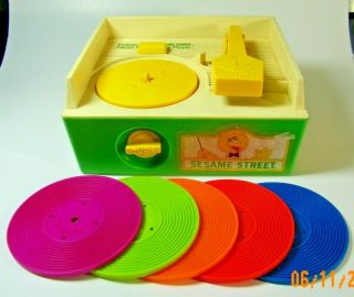 Vintage Fisher Price Sesame Street Record Player With 5 Records 995n 1984