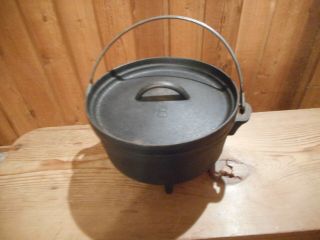 Vintage 3 Leg Cast Iron Dutch Oven 8 Made In U.  S.  A.