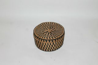 Vintage Sweet Grass Basket Tightly Woven Black Tan Pattern Basket / Contain