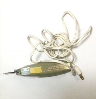Vintage Hamilton Beach Yellow Electric Scissors Shear Delight Model 348 W/case