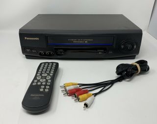 Panasonic Pv - V4521 Vcr Vhs Hi Fi 4 Head Player W/ Remote Control & Av Cables