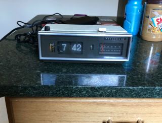 Vintage 1970 Panasonic National Rc - 7021 - Fm/am Flip Chirp Bird Alarm Clock
