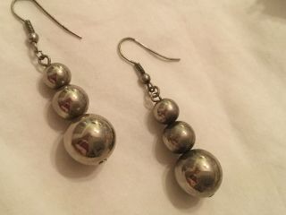 Sterling Silver 925 Vintage Mexican Graduated Ball Bead Drop Dangle Earrings