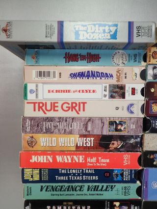 of 80 vintage VHS tapes WESTERN & WAR MOVIES - LM26 2