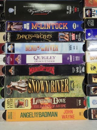 of 80 vintage VHS tapes WESTERN & WAR MOVIES - LM26 4