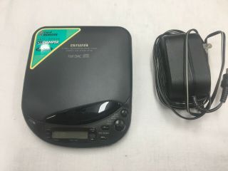 Vintage Aiwa Compact Disc Cd Player Xp - 66 Portable Walkman With Charger