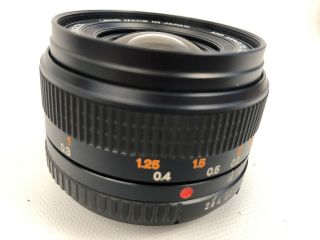 Vtg Minolta MD Minolta Celtic 28mm 1:2.  8 SLR Camera Lens W/Celtic Front Len Cap 3