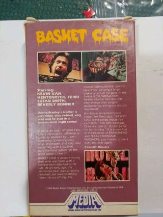 Basket Case Vintage Horror VHS Media Home Entertainment 1983 4