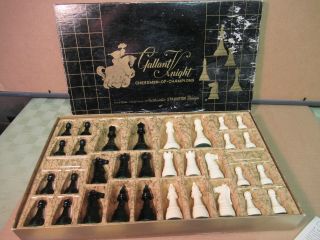 Staunton Gallant Knight Chess Set Vintage 3 1/4 " King Complete Set W Box