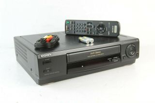 Sony Slv - 678hf Vcr Stereo Hi Fi Bundle With Remote Batteries And Rca Cables