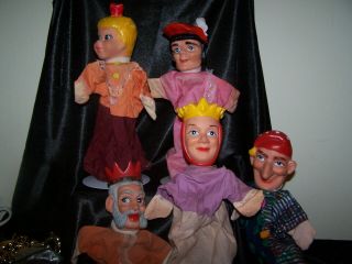 5 Vintage Hand Puppets Mr Rogers Neighborhood King,  Queen,  Jester,  2 More