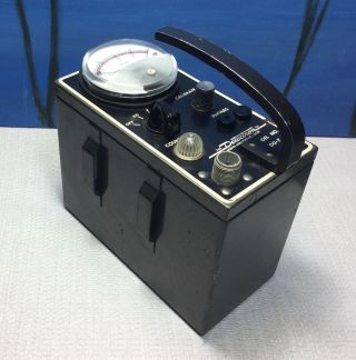 Vintage Detectron Dg - 7 Handheld Geiger Counter Radiation Detector Gold Detector