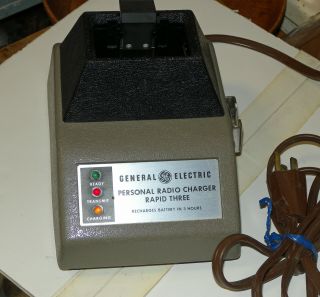 Vintage Ge Personal Radio Charger Standard 19d423169g1 Rapid Three