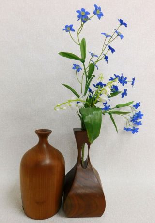 2 Vintage Teak Carved Signed Wood Small Bud Vase Mid Century Modern Folk Art