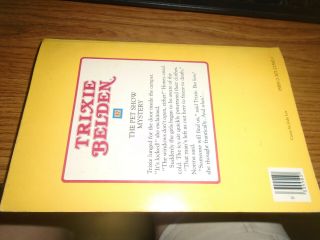 Vintage Trixie Belden THE PET SHOW MYSTERY Katherine Kenny 37 paperback 2