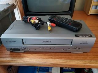 Emerson Ewv404 Hi - Fi Vcr 4 Head Video Vhs Player With Remote & Av Cables