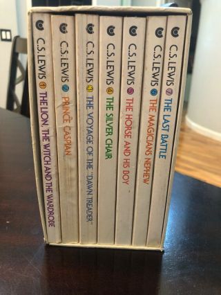 The Chronicles Of Narnia Vintage Box Set 1 - 7 C.  S.  Lewis Collier 1970’s White