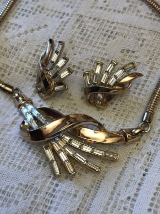 Vtg Trifari Necklace & Earring Set Gold Tone & Rhinestone