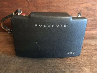 Vintage Poloroid Automatic 250 Land Camera Kit In Case
