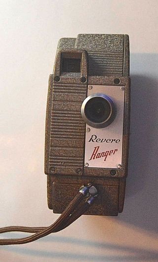 Vintage Revere Ranger Model 81 8mm Movie Camera With Case
