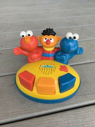 Sesame Street Pop Up Musical Toy Mattel 2005 Ernie Elmo Cookie Monster Vintage
